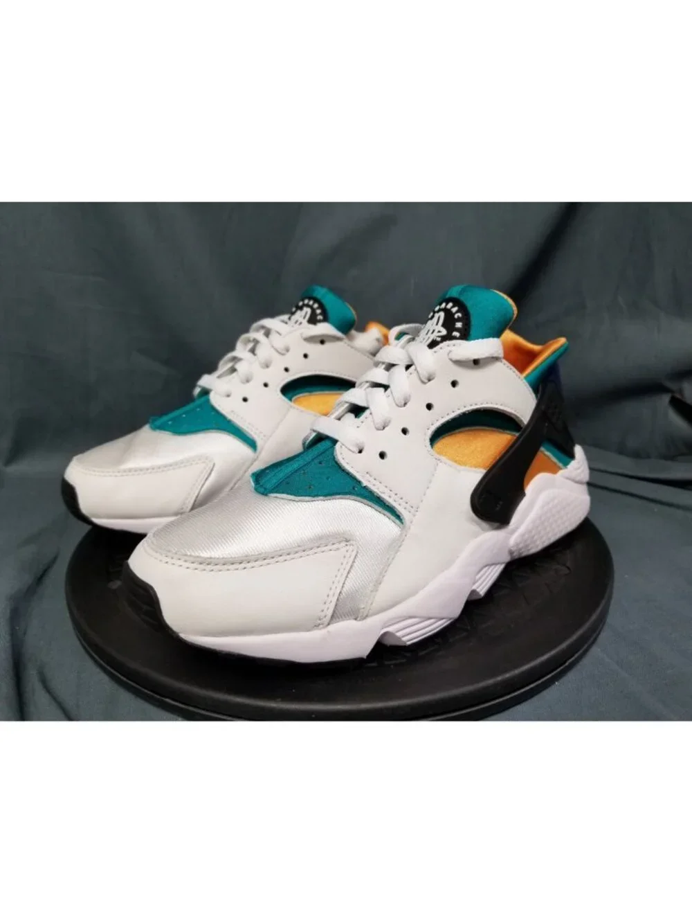Nike Air Huarache White Blue Emerald Resin DD1068 110 Men's Size 8.5 NEW NO BOX